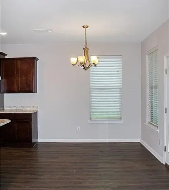 CHARMING 4 BEDROOM 2 BATH HOME-2