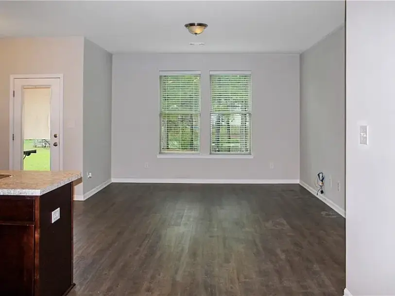 CHARMING 4 BEDROOM 2 BATH HOME-6