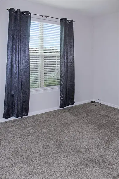 CHARMING 4 BEDROOM 2 BATH HOME-5